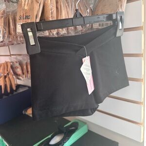 Black Dance Athletic V Waist Shorts